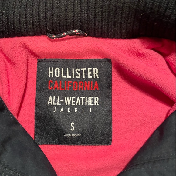 Hollister All Weather Jacket - Picture 3 of 3